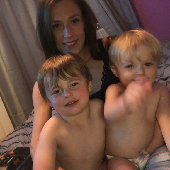 Meet your Posher, Kelcee - Picture 4 of 4